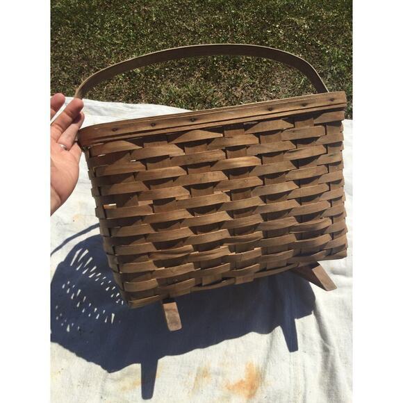 Wicker basket bathroom organizer magazine holder blanket handle farmhouse rustic - Picture 3 of 12